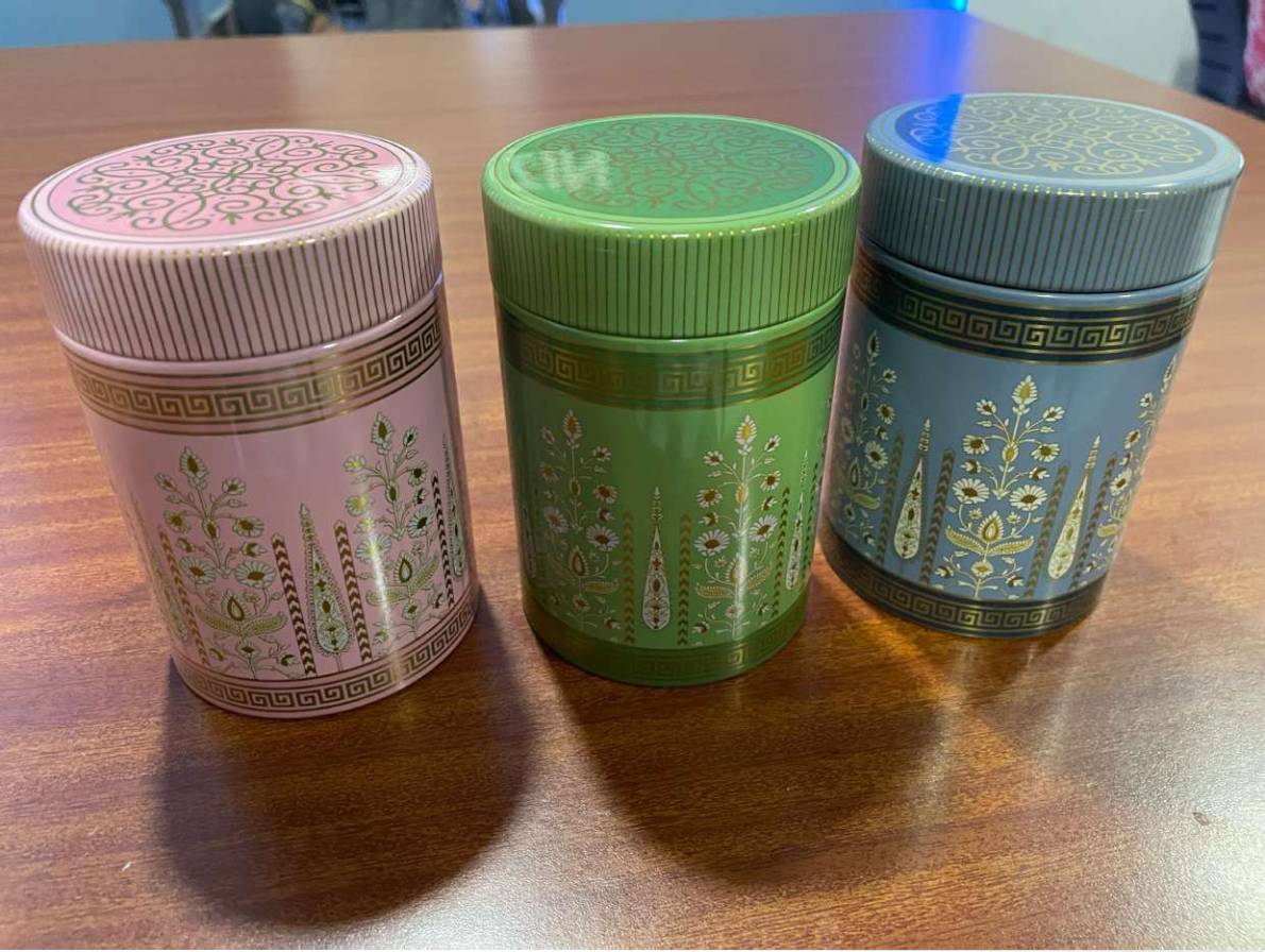 Floral Printed Tins (73×110 cm)